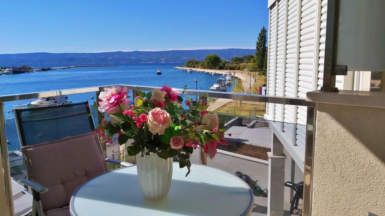 Apartment Lora Omiš Exterior foto